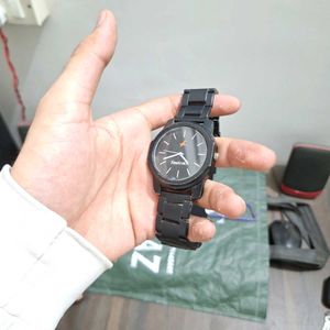 🕒 Fastrack Black Analog Watch – Stylish &amp; Sleek
