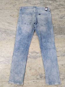 Light Wash Denim Jeans