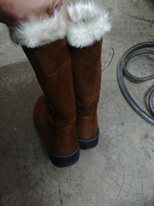 Cozy Brown Winter Boots