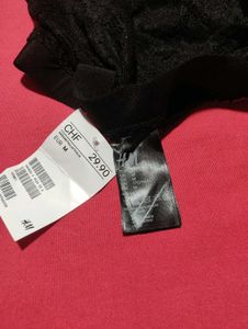 H&amp;M Skirt Size .M