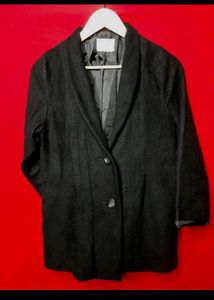 Black overcoat (Woman)