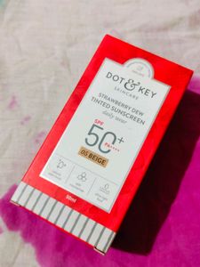 Dot And Key Tinted Sunscreen ~ Beige