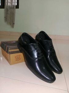 Street Look Formal Shoes