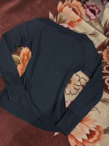 Y2k/Gothic top for winters