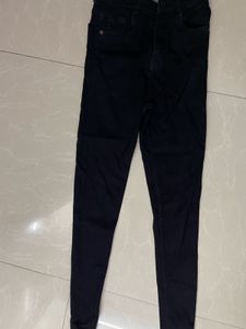 Black Skinny Jeans
