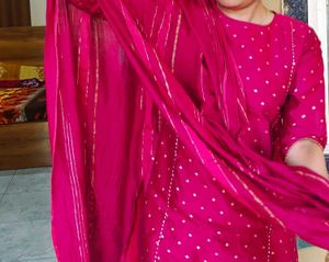 Grab This Beautiful Pink Suit, Very Elegant