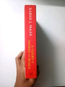 A Court of Thorns and Roses by Sarah J. Maas