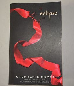 Eclipse by Stephenie Meyer