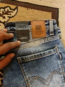 Beautiful Skinny Damaged Jeans By Dnmx