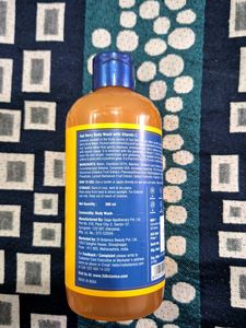 St.Botanica Goji Berry Body Wash