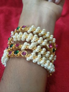 Moti Bangles