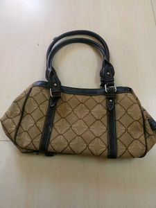 Stylish Patterned Handbag