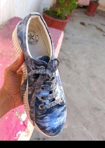 Stylish Blue Sneakers