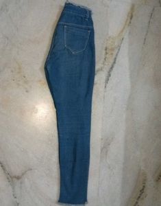 Frayed Hem Denim Jeans