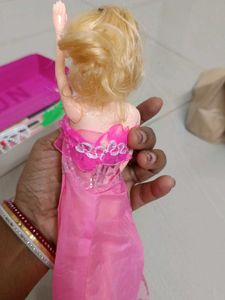 Movable Hand And Leg Doll With Accessories