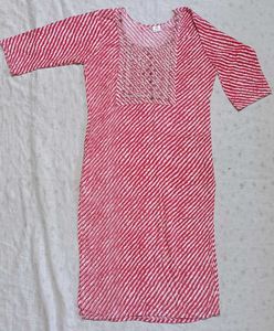 Red And White Lehariya Kurti