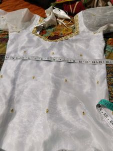 Elegant White &amp; Gold Blouse