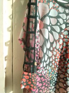 💓Floral Print Top💓