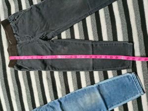 Zudio Pants- set of 2 for 5 to 6 yrs old