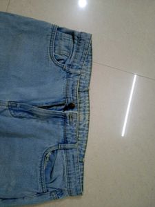 Wide Leg Light Wash Jeans