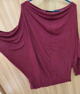 ✨LAYERD Burgundy off-the-shoulder top✨