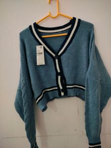 Woollen Cardigan 🩵