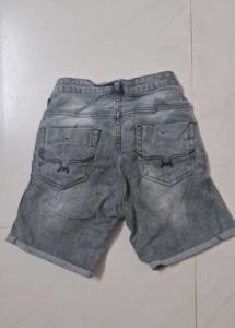 Upcycled Grey Jeans Into Shorts With Stars
