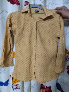 Tops and Tshirts