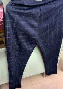 Checked casual pant