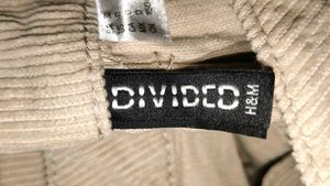 Light Beige Wide-Leg Corduroy Pant