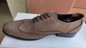 Size 6, Leather Shoe