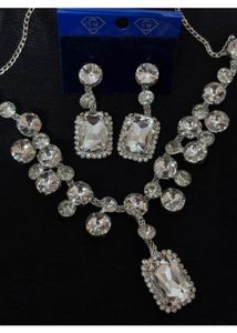 Elegant Crystal Necklace