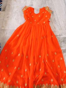 Orange Golden Zariwork Embroided Gown💕🌸