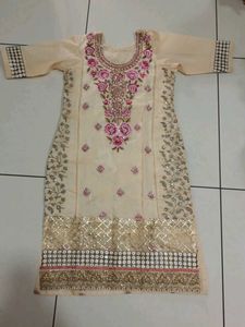 Elegant Embroidered Kurta