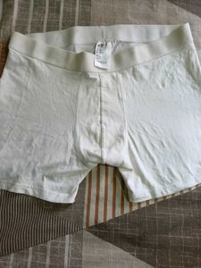 H&amp;M White Lounge Shorts - XL