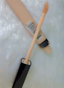 Maybelline Fit Me Concealer Shade (20 Sand)