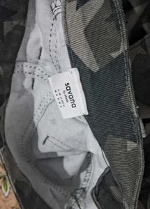 star design pintuck seam wide leg jean