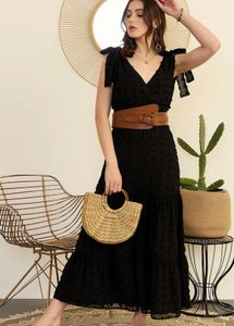 Elegant Black Maxi Dress