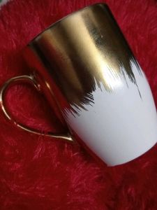 Gold &amp; White Accent Cup quantity 1