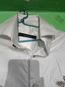 White Shirt w/ Bee Embroidery