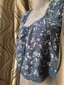 Floral Print Tie-Front Crop Top