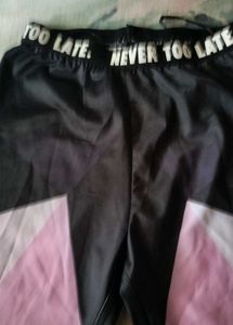 Shein—Geometric Print Leggings