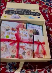GIFT HAMPER
