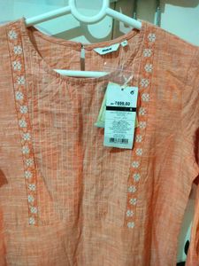 Max Brand New Kurti