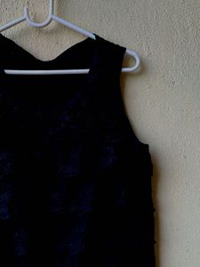Brand New 😍Tiered Lace black Tank Top🖤