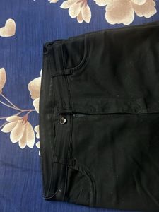 Black Skinny Jeans