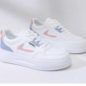White Everyday Shoes