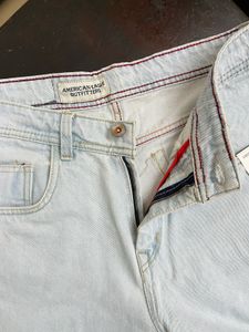 American Eagle Light Wash Flare Jeans‼️