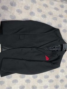 black formal and partywear blazer