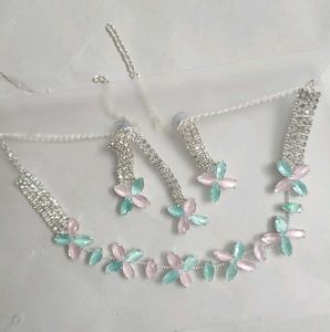 4 Pc Ad Stone Choker Set